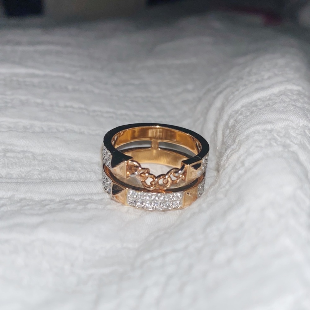 Swarovski Rose Gold Stud Chain Ring